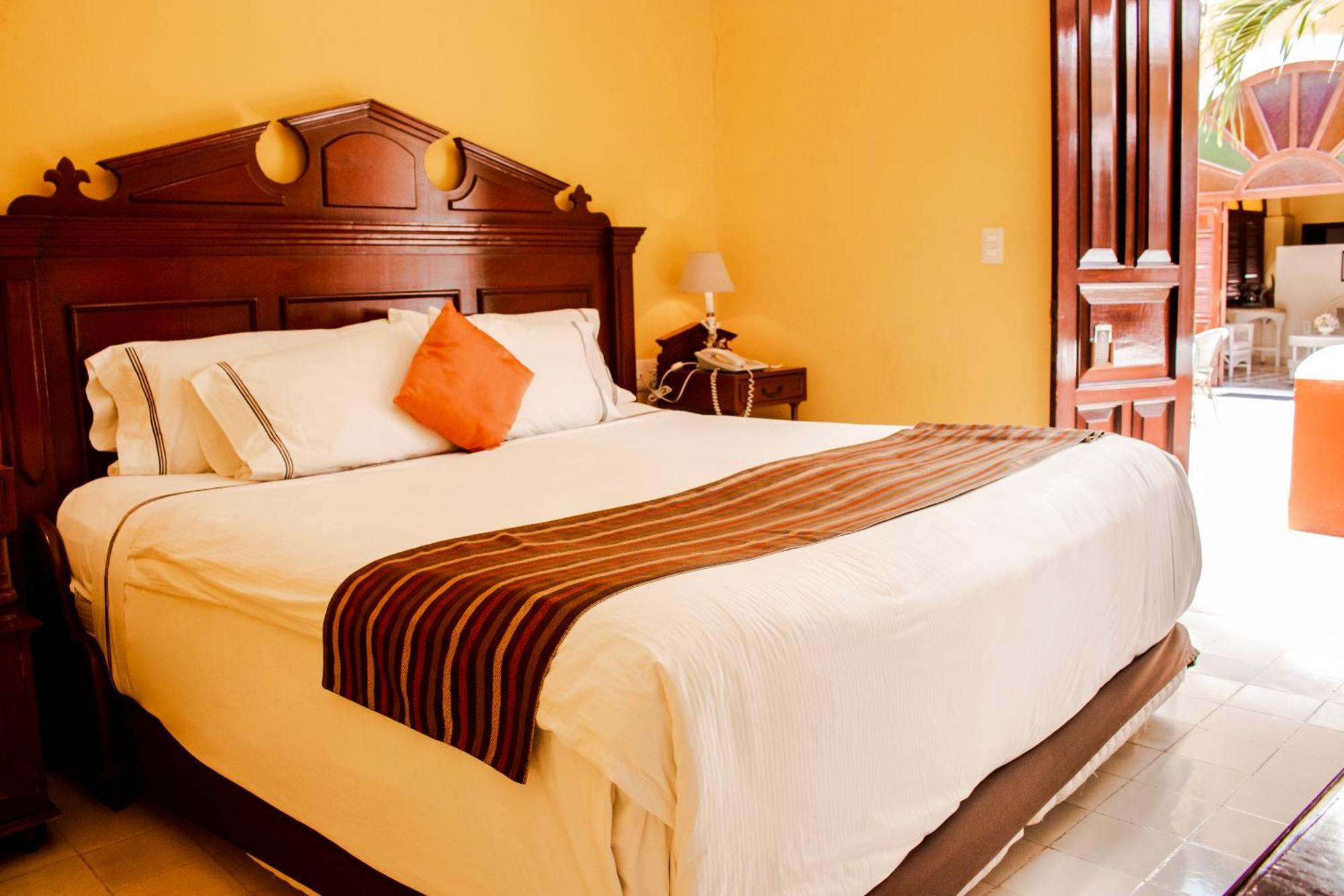 Hotel Boutique Casa Don Gustavo, カンペチェ エクステリア 写真